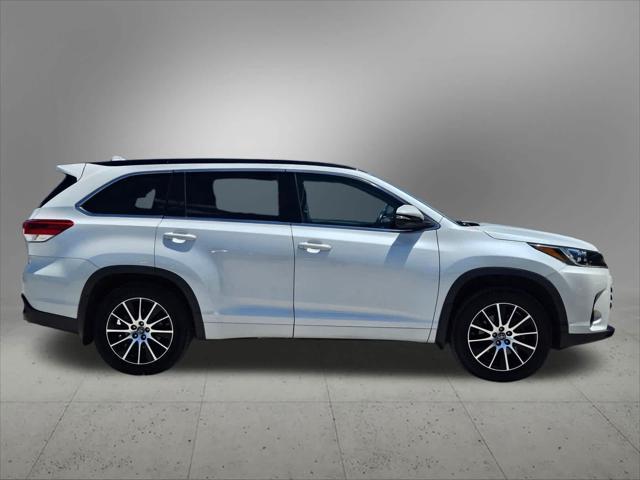 used 2017 Toyota Highlander car, priced at $18,871