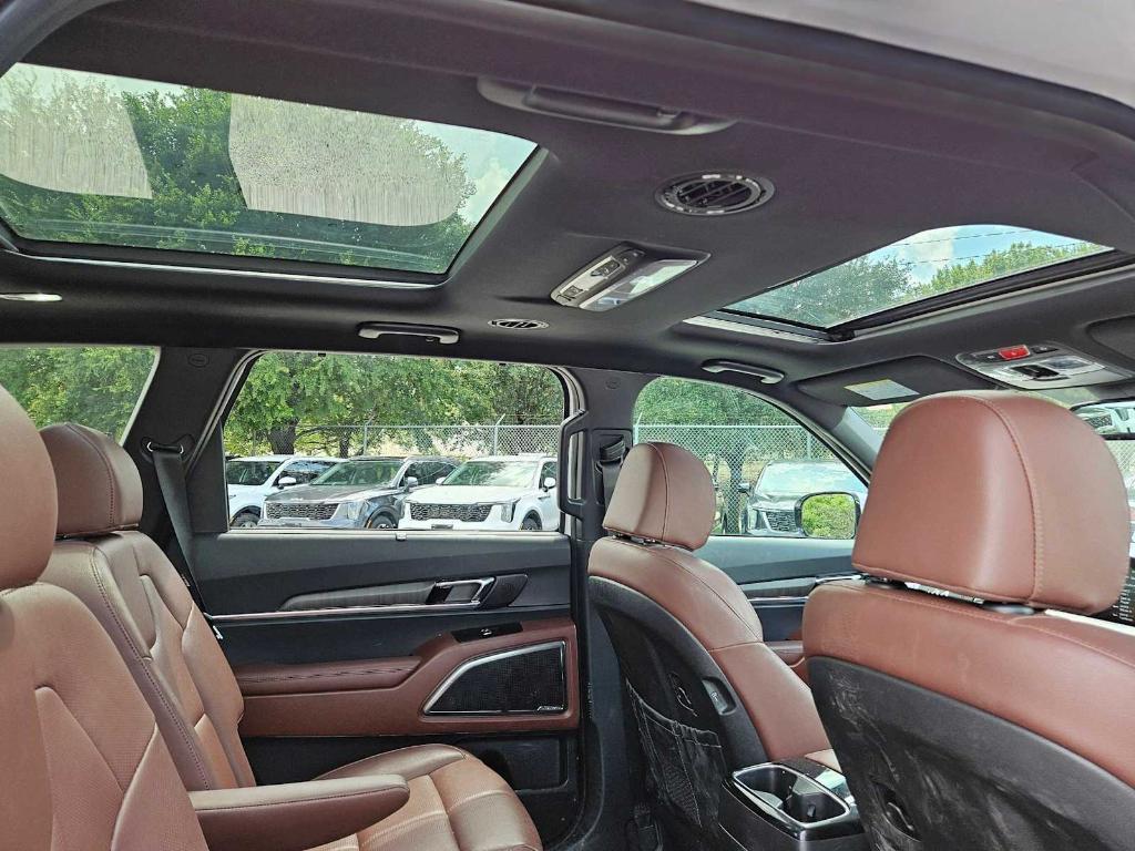 used 2024 Kia Telluride car, priced at $39,756