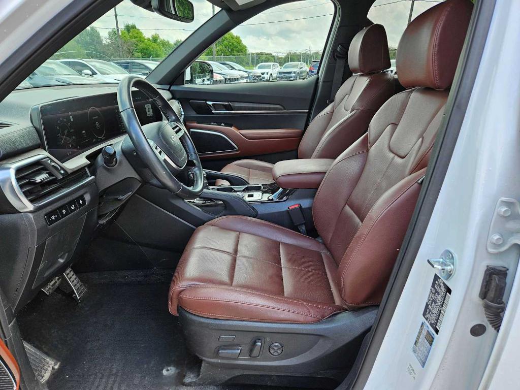 used 2024 Kia Telluride car, priced at $39,756