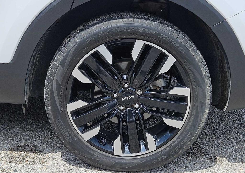 used 2024 Kia Telluride car, priced at $39,756
