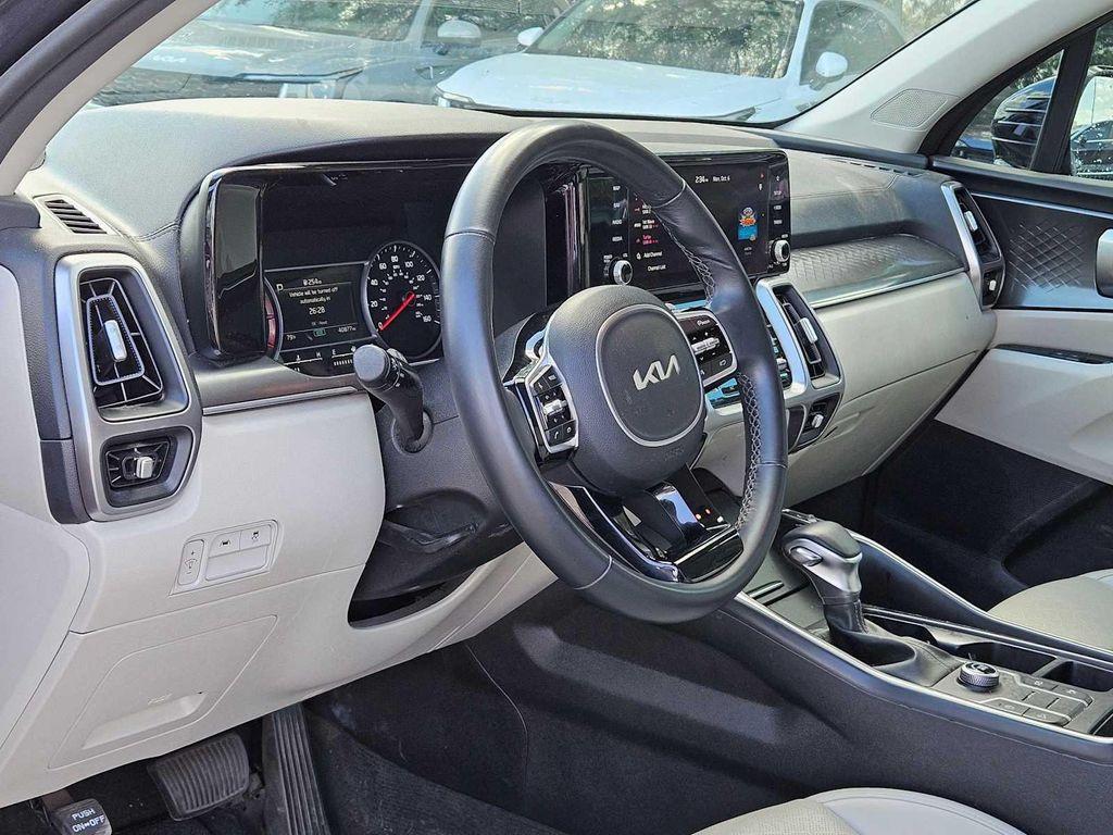 used 2023 Kia Sorento car, priced at $25,206