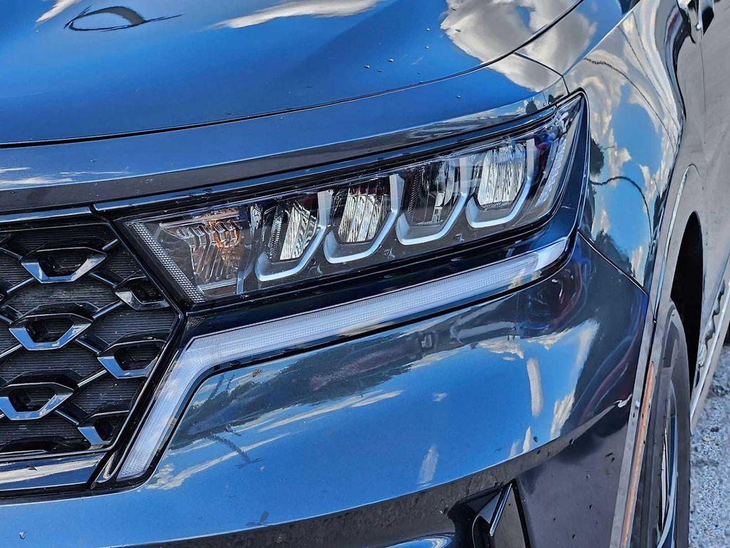used 2023 Kia Sorento car, priced at $25,206