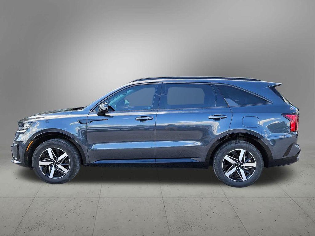 used 2023 Kia Sorento car, priced at $25,206