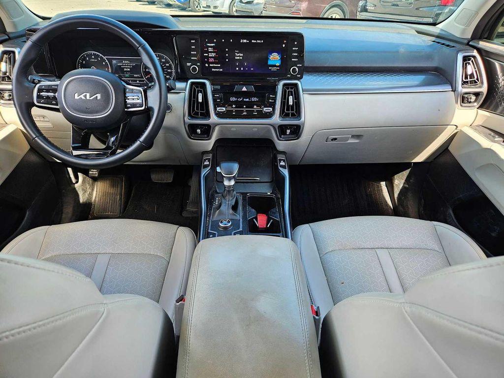 used 2023 Kia Sorento car, priced at $25,206