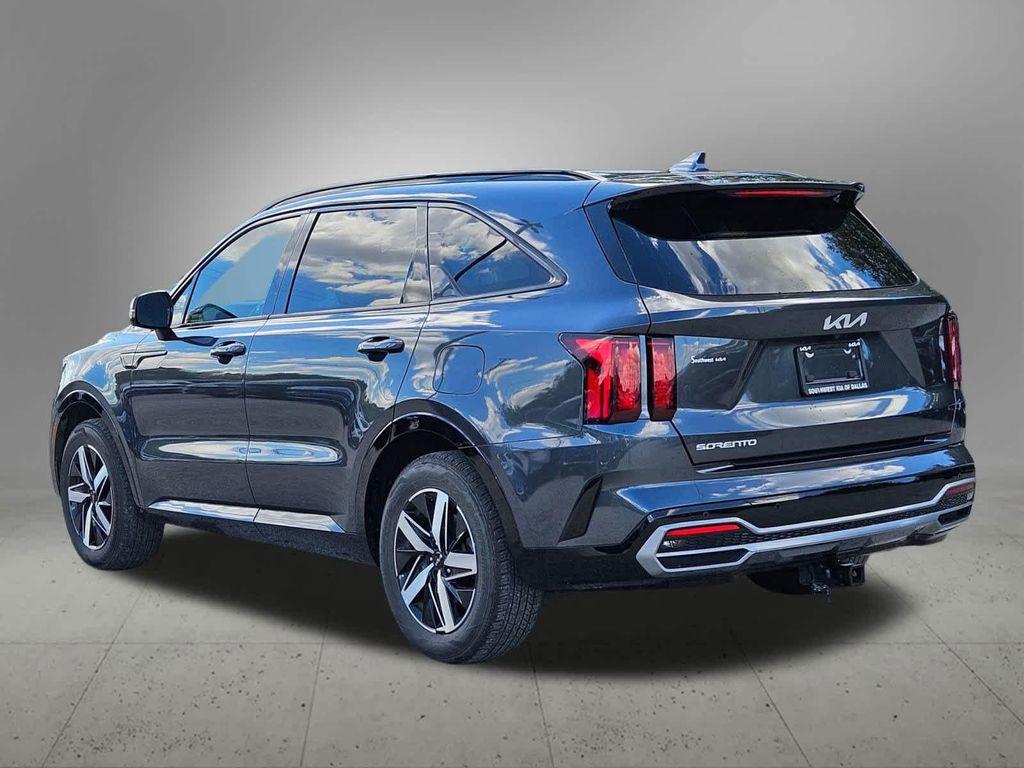 used 2023 Kia Sorento car, priced at $25,206