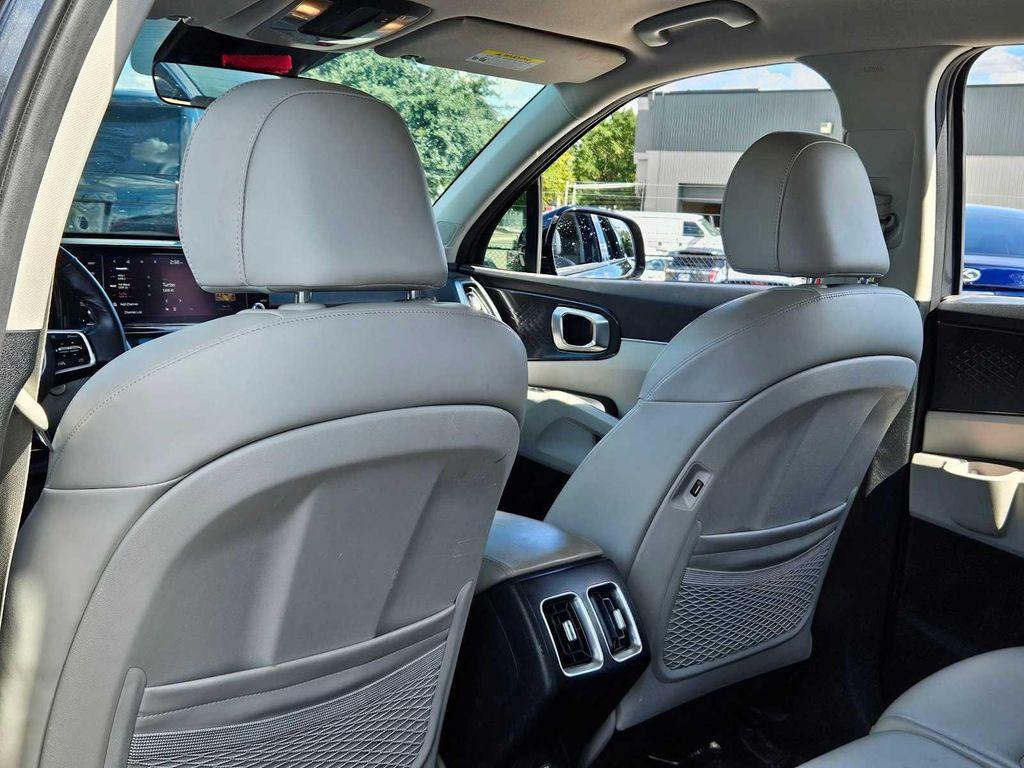 used 2023 Kia Sorento car, priced at $25,206