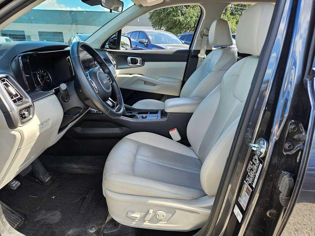 used 2023 Kia Sorento car, priced at $25,206