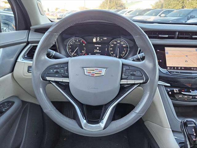 used 2023 Cadillac XT6 car, priced at $33,111