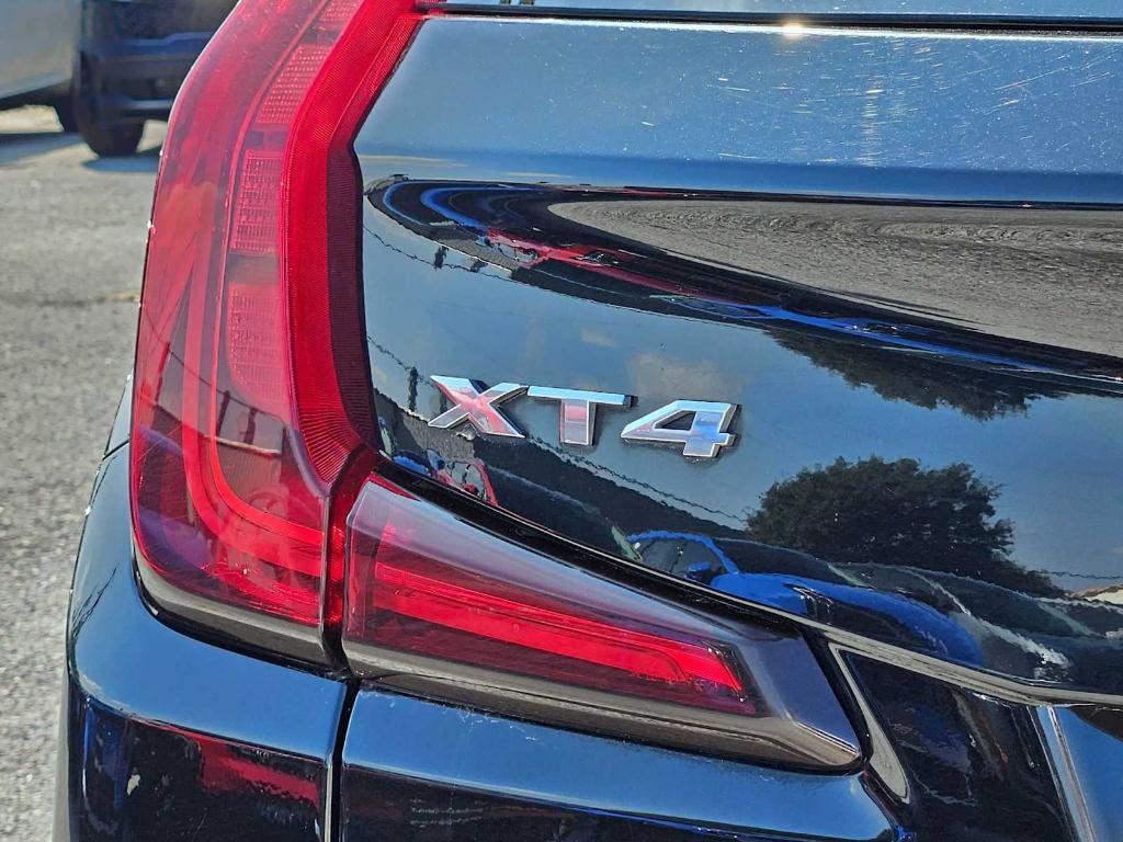 used 2023 Cadillac XT4 car, priced at $21,881