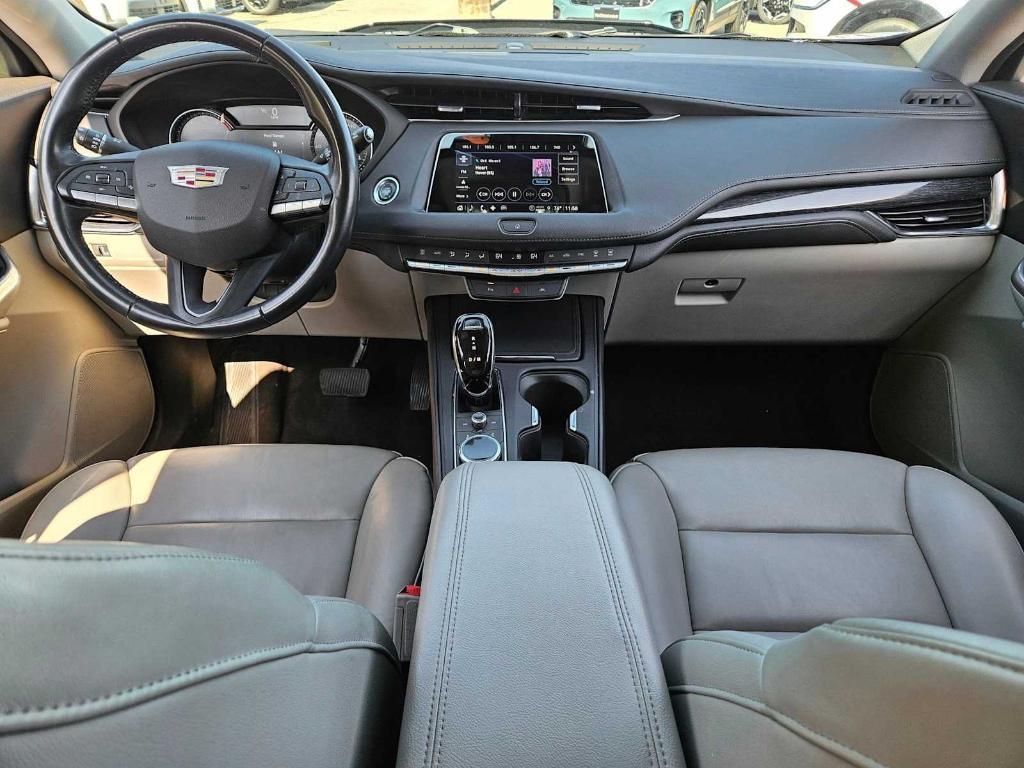used 2023 Cadillac XT4 car, priced at $21,881