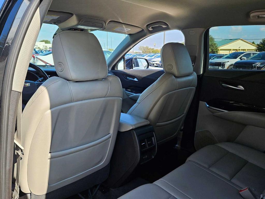 used 2023 Cadillac XT4 car, priced at $21,881