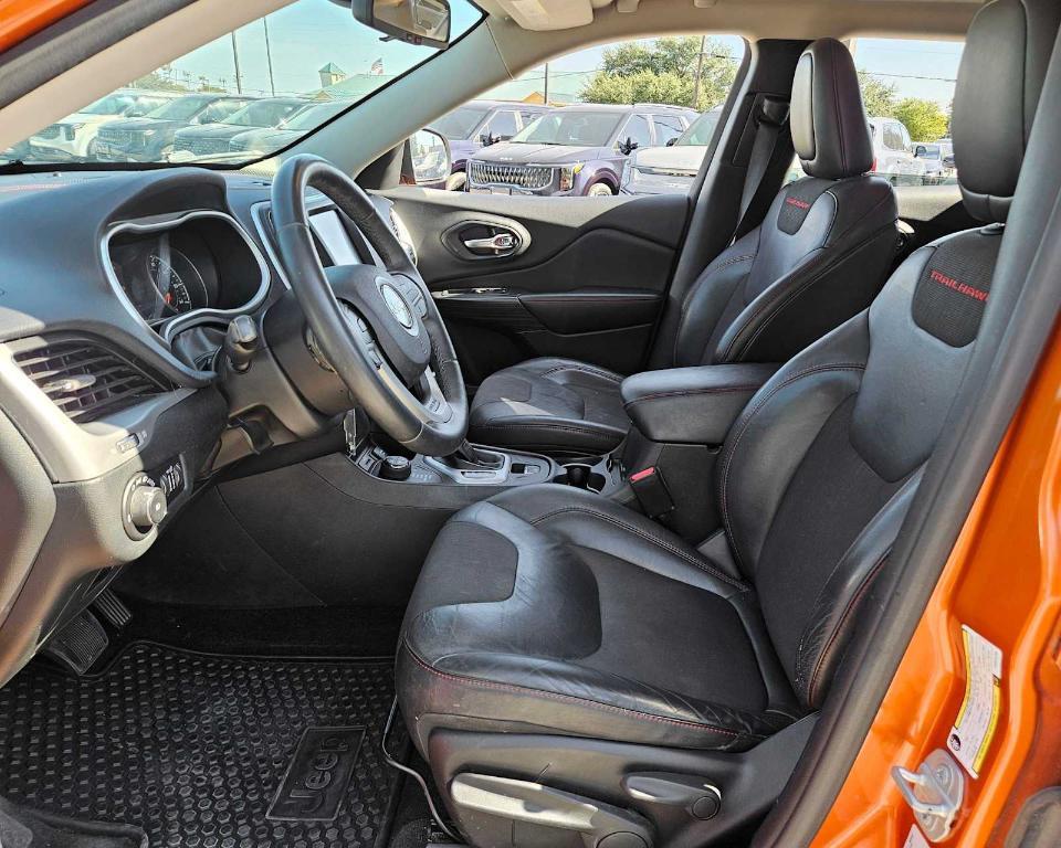 used 2015 Jeep Cherokee car, priced at $9,900