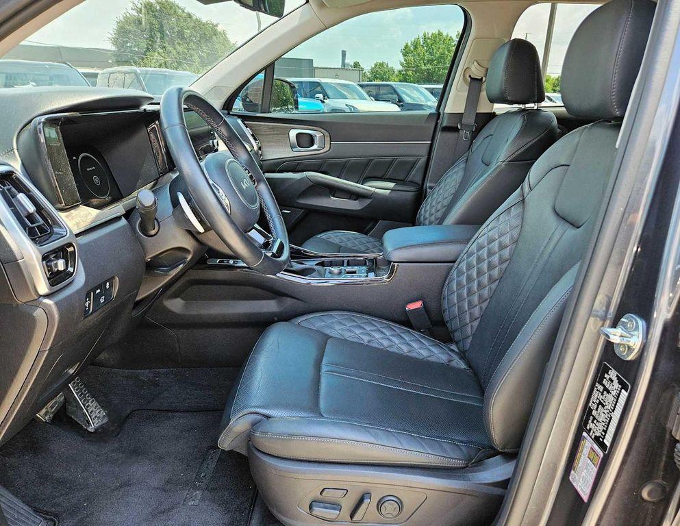 used 2022 Kia Sorento car, priced at $22,648