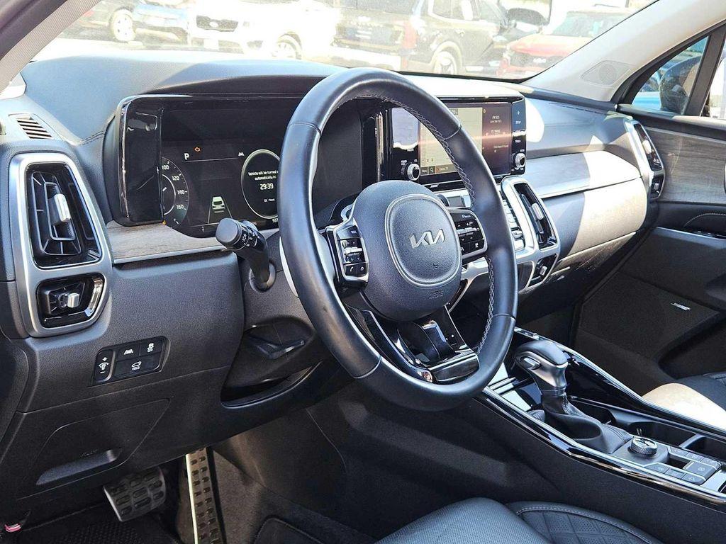 used 2022 Kia Sorento car, priced at $22,648