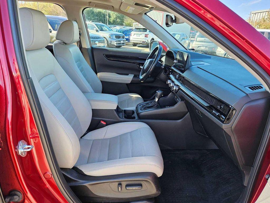 used 2023 Honda CR-V car, priced at $29,761