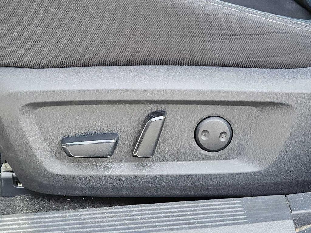 used 2023 Nissan Rogue car, priced at $18,434