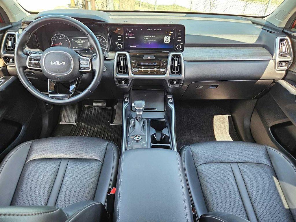 used 2023 Kia Sorento car, priced at $30,000
