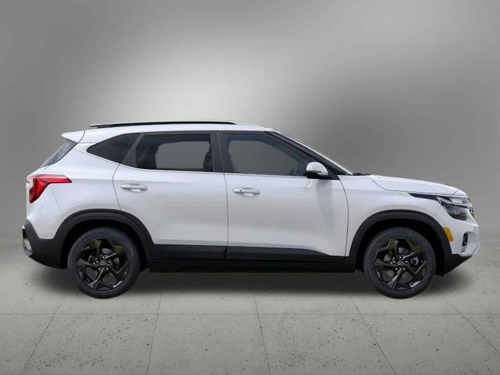 new 2026 Kia Seltos car, priced at $27,857