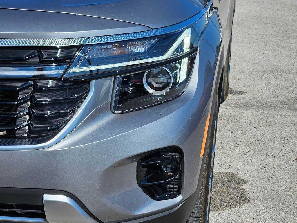 used 2024 Kia Seltos car, priced at $21,653