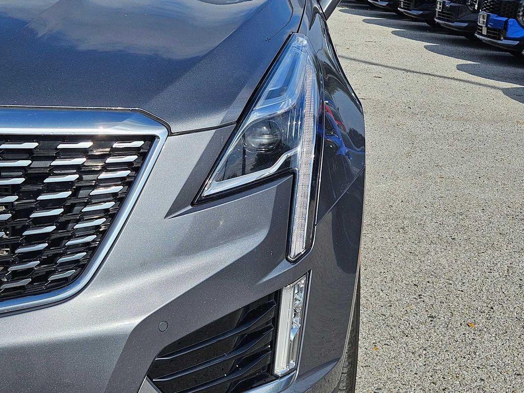 used 2021 Cadillac XT5 car, priced at $20,353