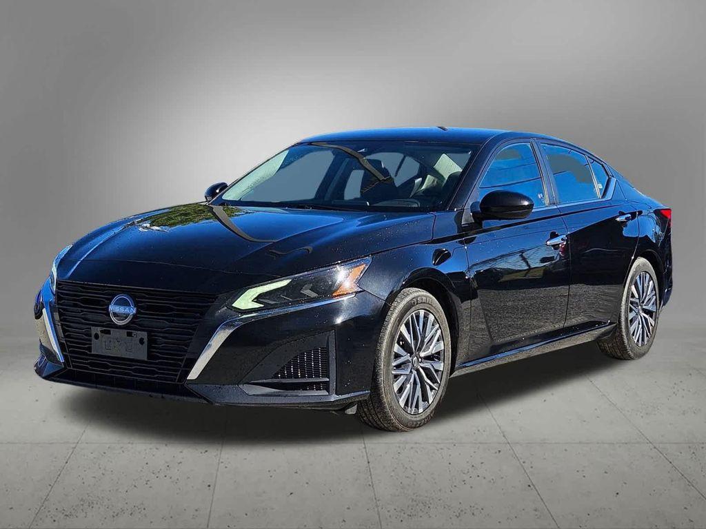 used 2023 Nissan Altima car, priced at $19,489