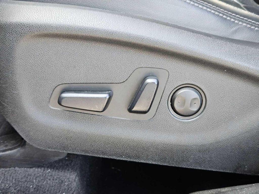 used 2019 Kia Sorento car, priced at $14,391