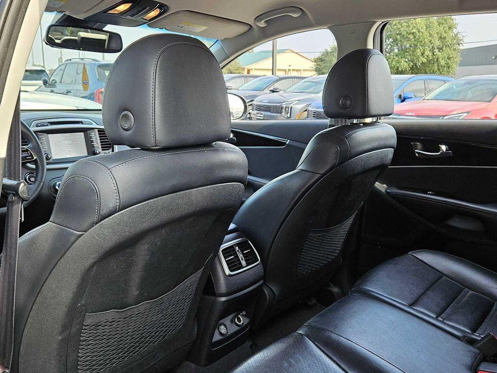 used 2019 Kia Sorento car, priced at $14,391