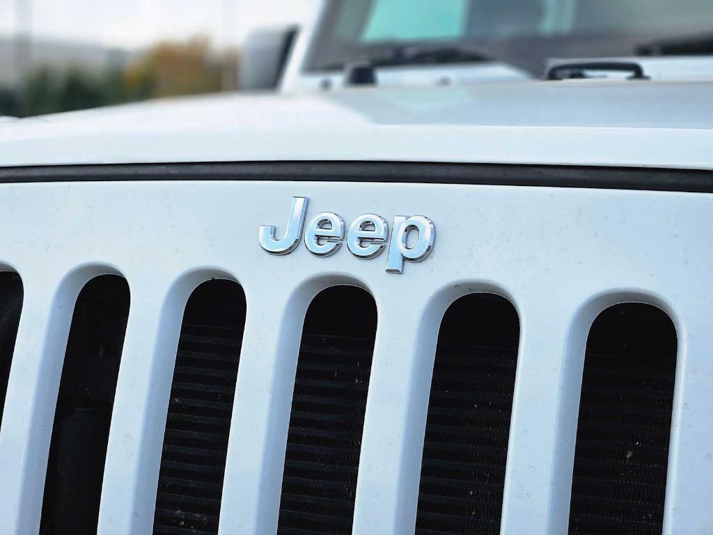 used 2018 Jeep Wrangler JK Unlimited car, priced at $20,442