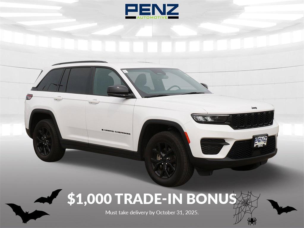 used 2024 Jeep Grand Cherokee car, priced at $30,900