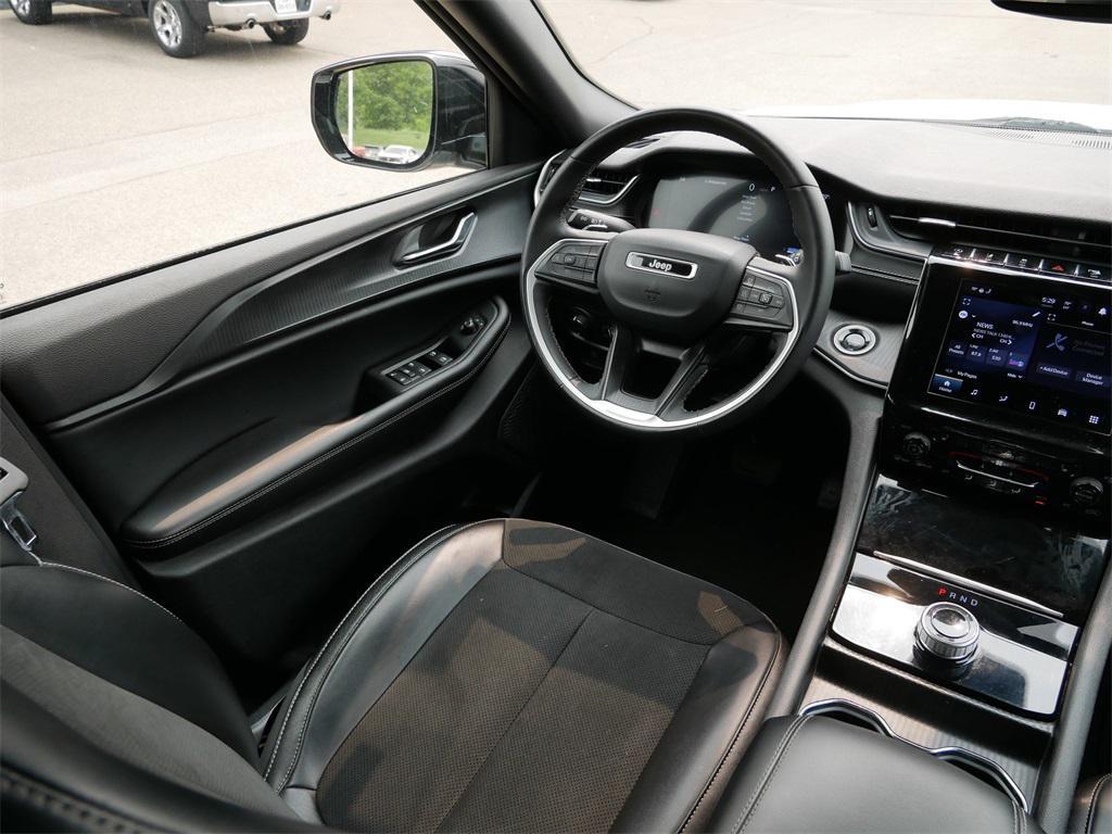 used 2024 Jeep Grand Cherokee car, priced at $30,900