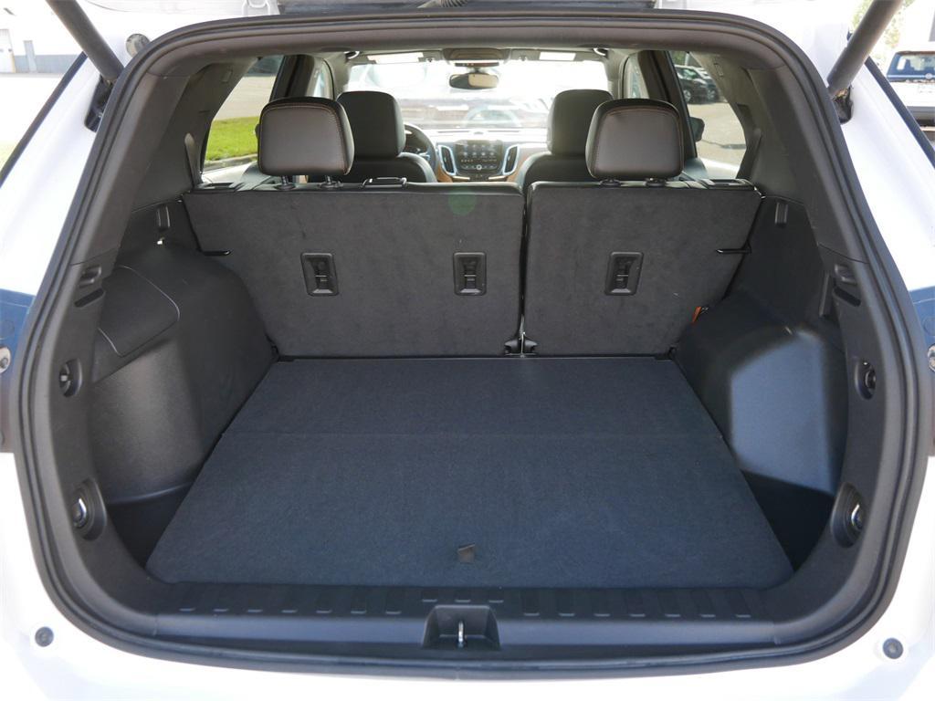 used 2024 Chevrolet Equinox car, priced at $27,900