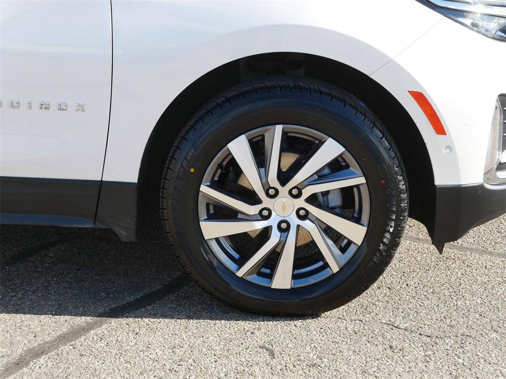 used 2024 Chevrolet Equinox car, priced at $27,900