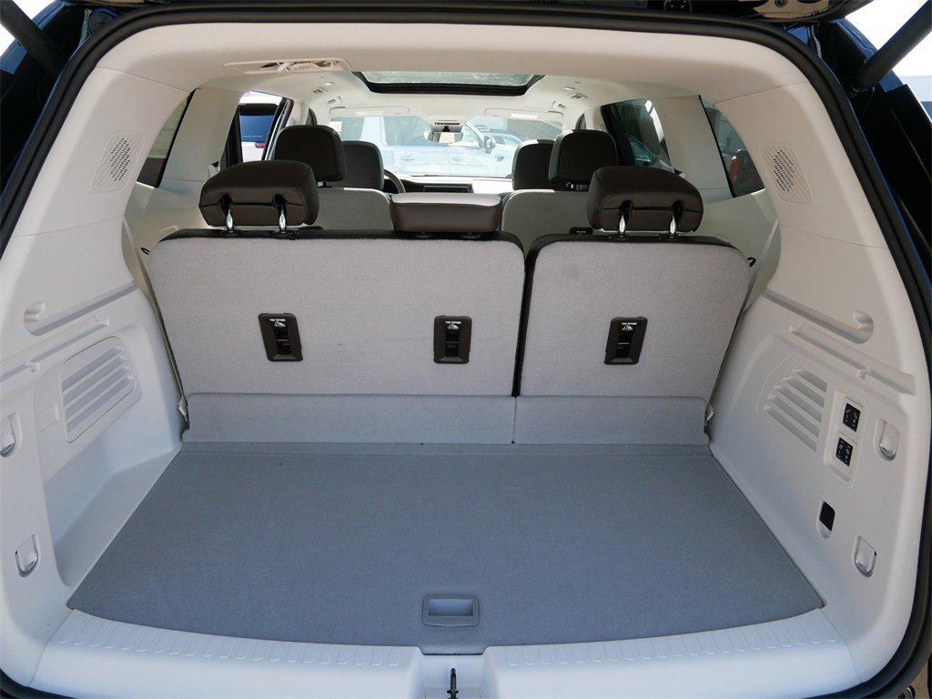 new 2025 GMC Acadia car, priced at $65,060