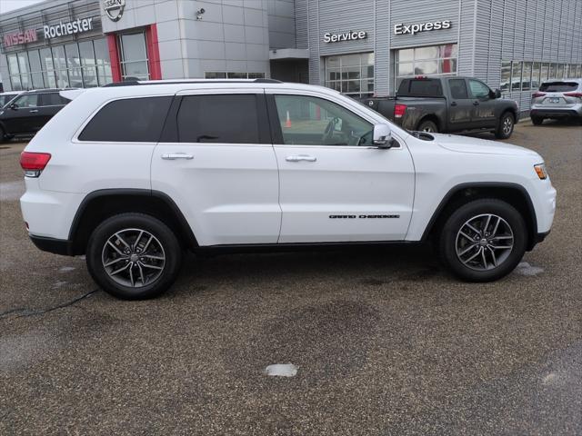 used 2017 Jeep Grand Cherokee car, priced at $17,900