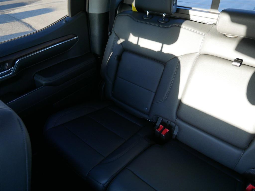used 2023 GMC Sierra 1500 car, priced at $40,000