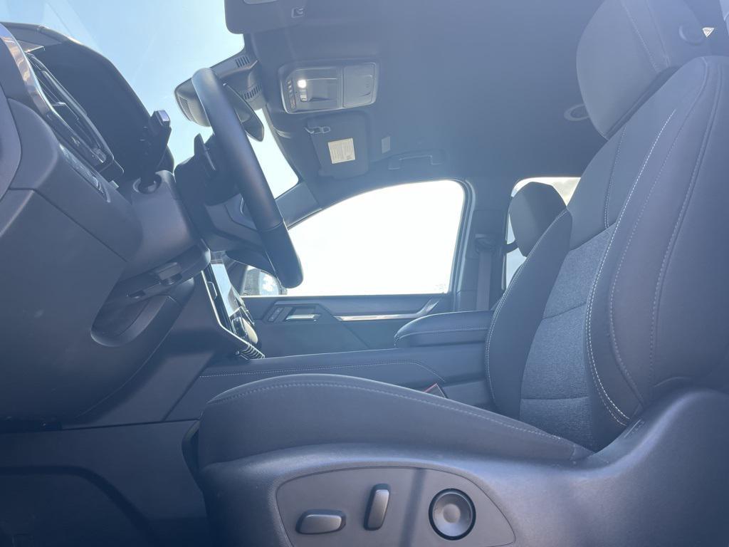 used 2025 GMC Acadia car, priced at $39,200