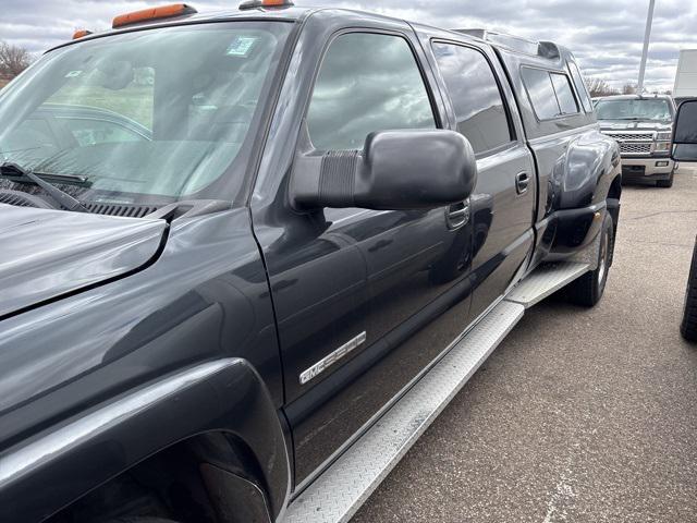 used 2004 GMC Sierra 3500 car, priced at $15,000