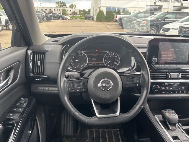 used 2022 Nissan Pathfinder car, priced at $29,900