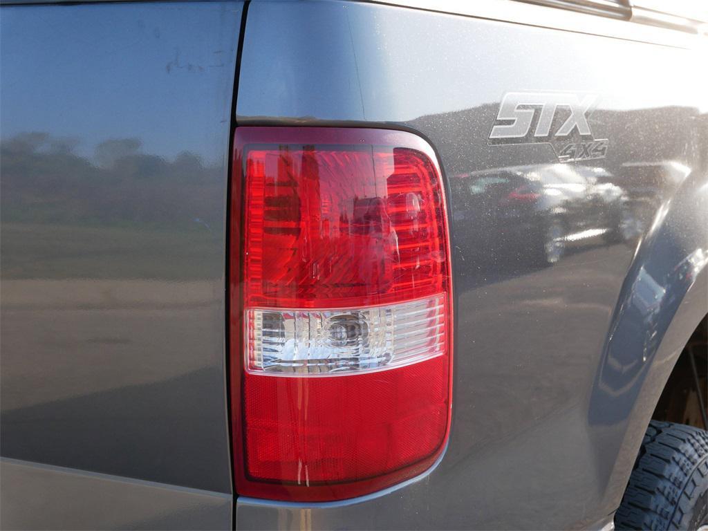 used 2007 Ford F-150 car, priced at $9,000