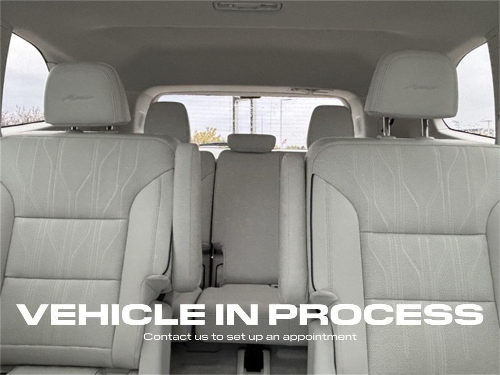 used 2025 Buick Enclave car, priced at $56,900