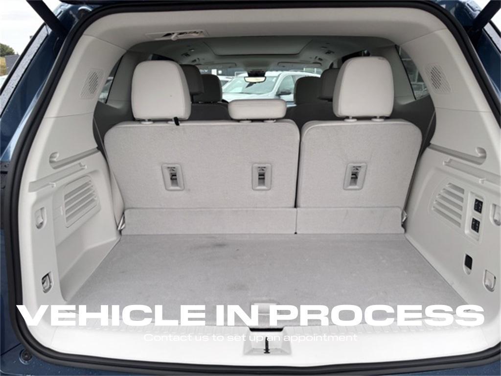 used 2025 Buick Enclave car, priced at $56,900