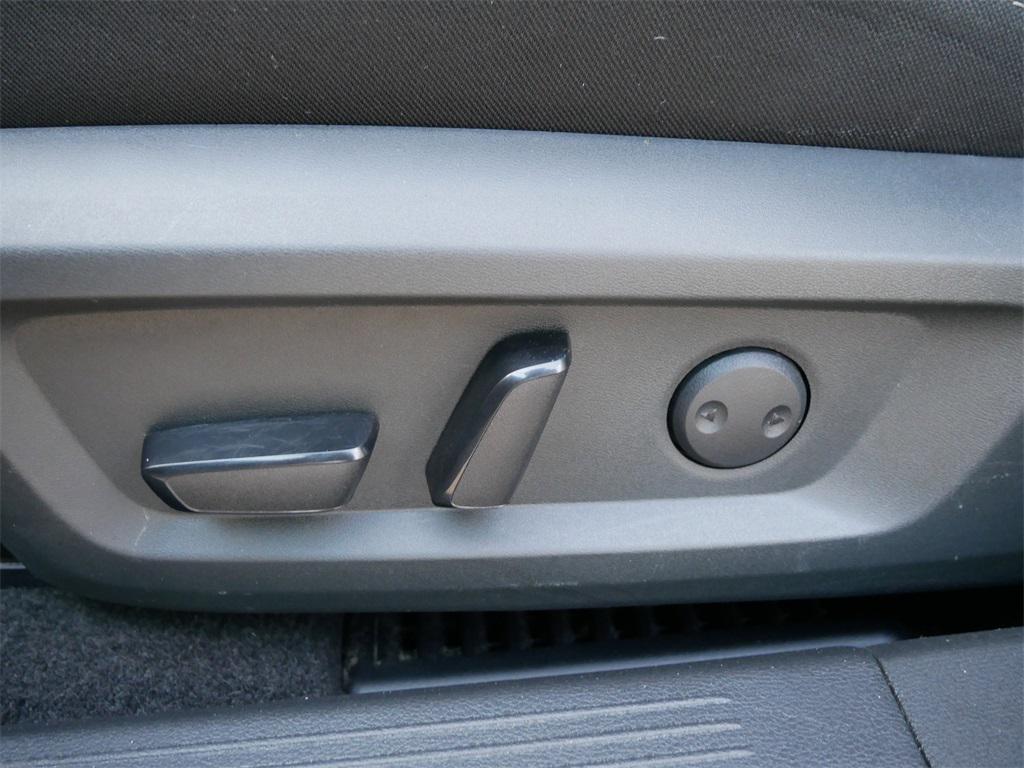 used 2022 Nissan Rogue car, priced at $24,700