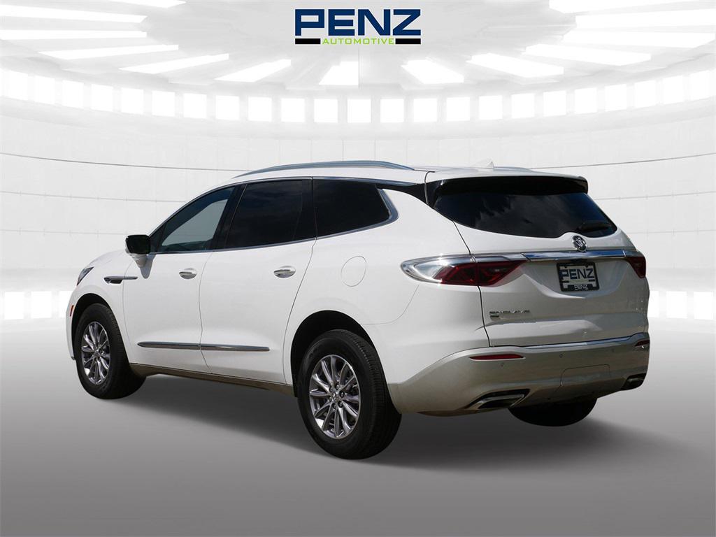 used 2024 Buick Enclave car, priced at $34,400