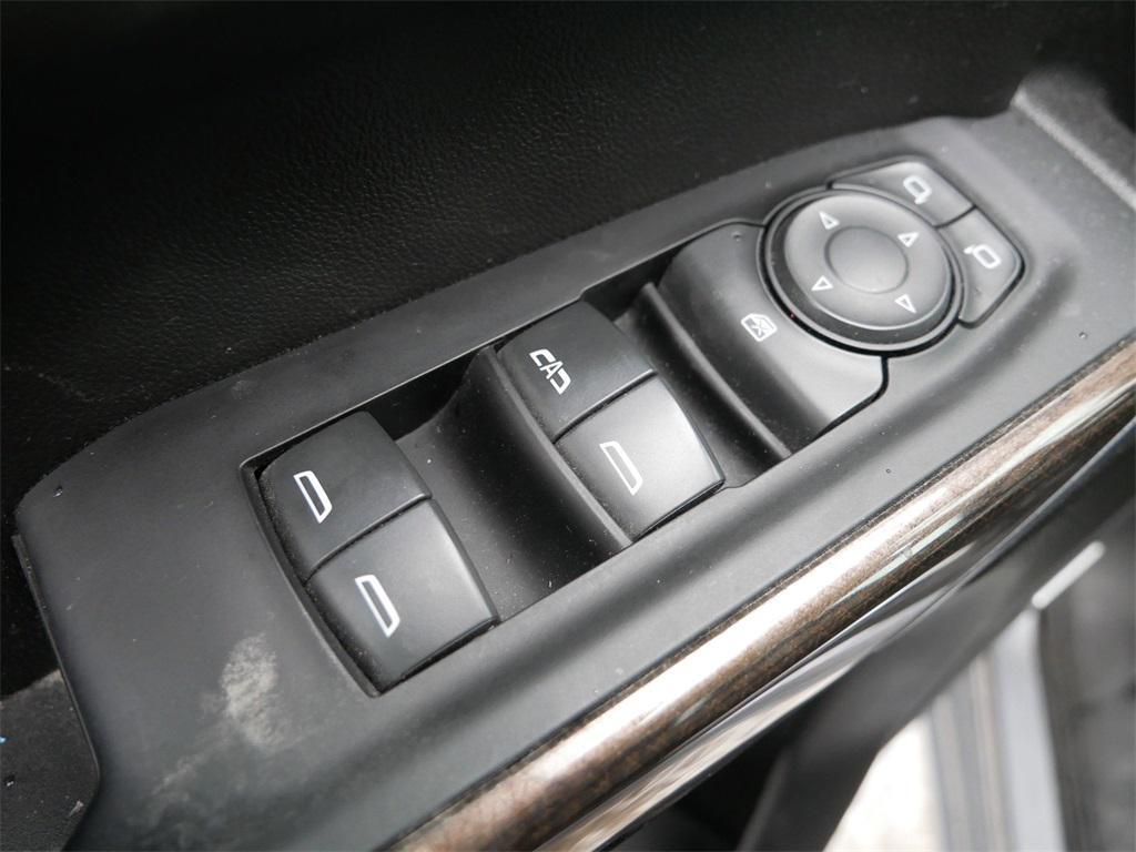 used 2022 Chevrolet Silverado 1500 car, priced at $38,299