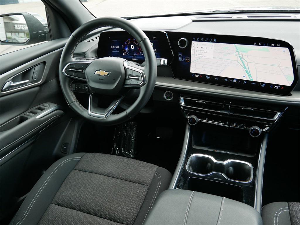 used 2025 Chevrolet Traverse car, priced at $39,300