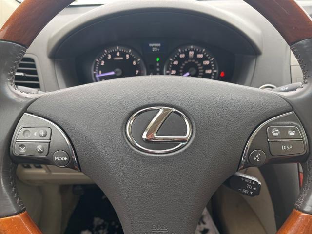 used 2011 Lexus ES 350 car, priced at $9,500