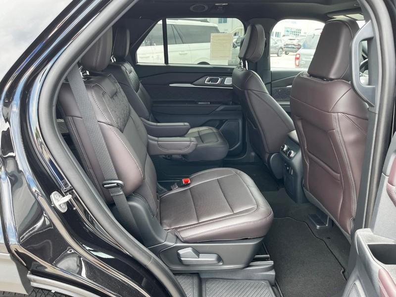 new 2025 Ford Explorer car, priced at $57,393