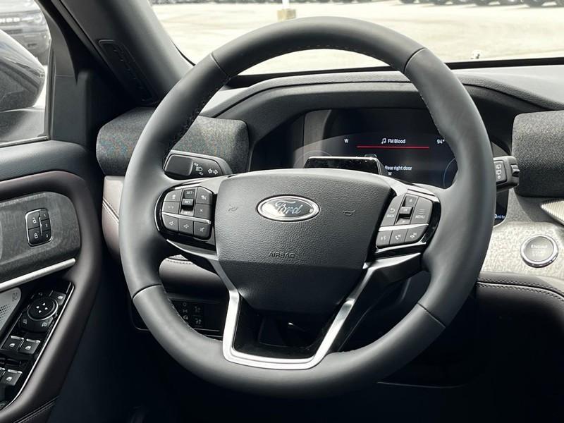 new 2025 Ford Explorer car, priced at $57,393