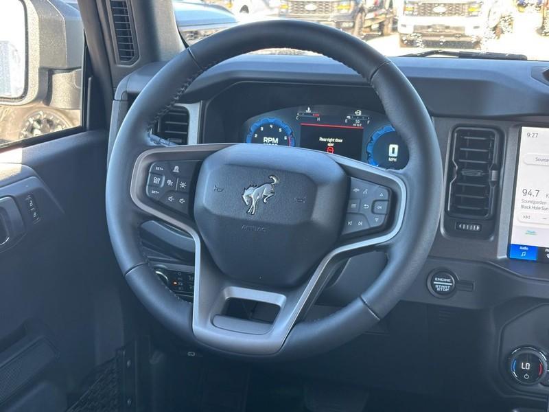 new 2025 Ford Bronco car, priced at $60,284