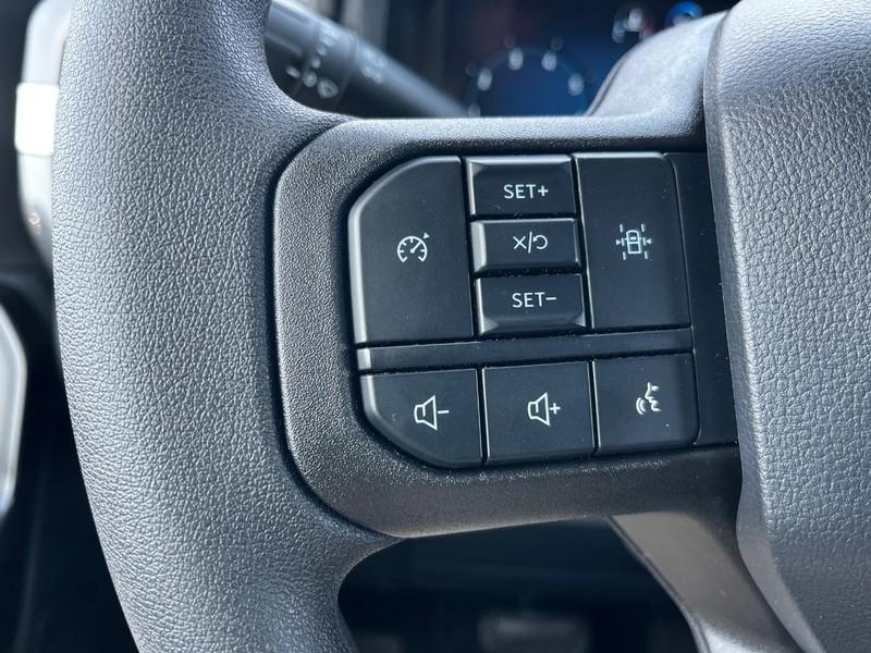 new 2025 Ford F-150 car, priced at $45,374